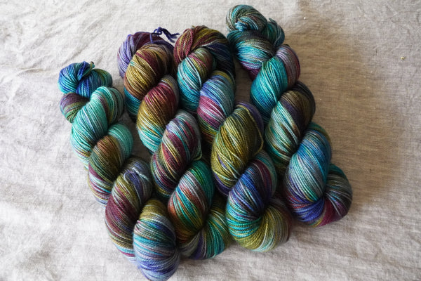 Twist Sock - Peacock Ore