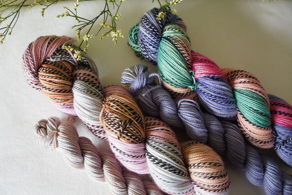 Holiday Sock Bundle: 1 skein plus 1 mini (125g)