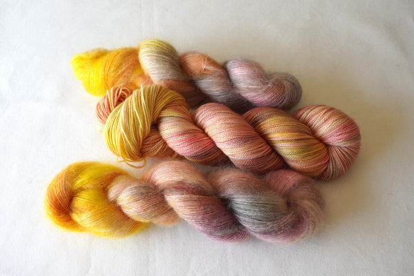 Twist Sock - Peach Fuzz [DYE TO ORDER]