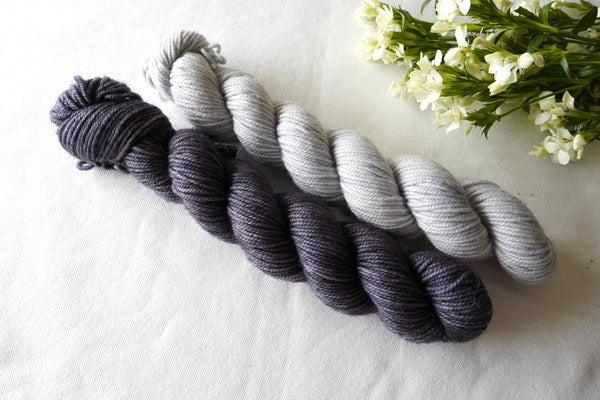 Luxe DK - Smoke 50g + Charcoal 50g