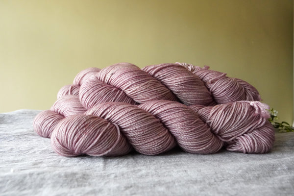 Luxe DK - Mocha Rose
