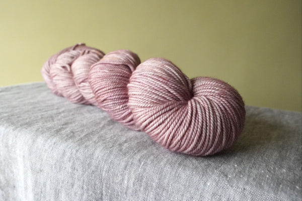 Luxe DK - Mocha Rose